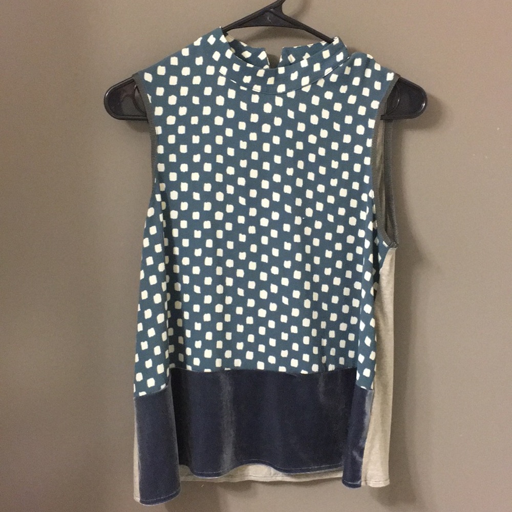 Zara patterned sleeveless top (S)